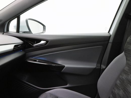 Volkswagen ID.4 Pro 77 kWh 204 Pk Automaat | Adaptive Cruise | LED | CarPlay | Lane Assist | Parkeersensoren | 19... ActivLease financial lease