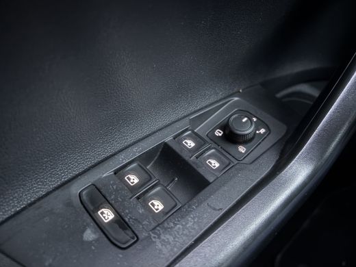 Volkswagen Polo 1.0 TSI Life | Virtual Cockpit | Stoelverwarming | Apple Carplay | Cruise ActivLease financial lease