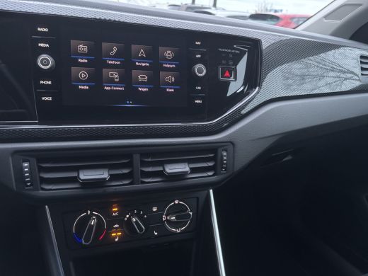 Volkswagen Polo 1.0 TSI Life | Virtual Cockpit | Stoelverwarming | Apple Carplay | Cruise ActivLease financial lease