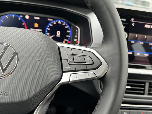 Volkswagen T-Cross Life Edition | 'App-Connect' draadloze smartphone integratie | Achterlichten LED | Afstandscontro... ActivLease financial lease
