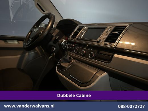 Volkswagen Transporter 2.0 TDI 150pk Automaat L2H1 Dubbele Cabine Euro6 Airco | 5-Zits | Navigatie | LM Velgen Apple Car... ActivLease financial lease