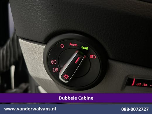 Volkswagen Transporter 2.0 TDI 150pk Automaat L2H1 Dubbele Cabine Euro6 Airco | 5-Zits | Navigatie | LM Velgen Apple Car... ActivLease financial lease