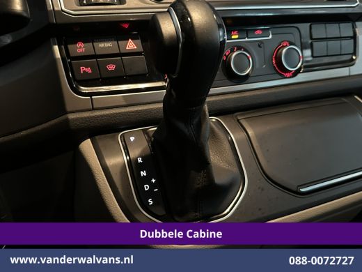 Volkswagen Transporter 2.0 TDI 150pk Automaat L2H1 Dubbele Cabine Euro6 Airco | 5-Zits | Navigatie | LM Velgen Apple Car... ActivLease financial lease