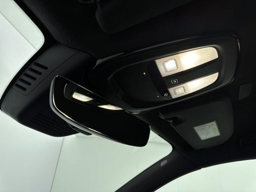 Volvo  XC40 Recharge Plus Dark | Trekhaak | BLIS | Stoel + Stuurverwarming | Keyless Entry - Start | Elektris... ActivLease financial lease