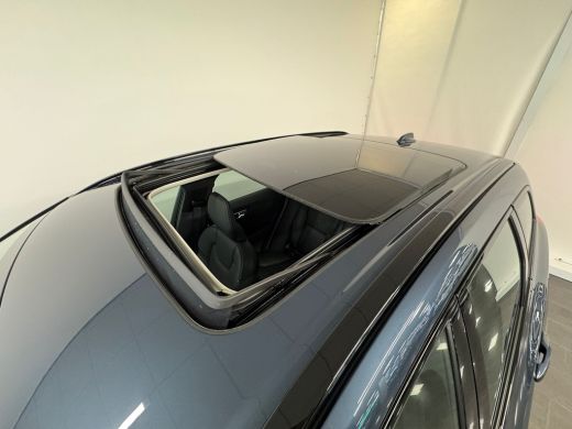 Volvo  XC60 T6 Plug-in hybrid AWD Ultra Dark | Achterbank verwarmd | Achteruitrijcamera | Apple Carplay/Andro... ActivLease financial lease