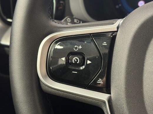 Volvo  XC60 T6 Plug-in hybrid AWD Ultra Dark | Achterbank verwarmd | Achteruitrijcamera | Apple Carplay/Andro... ActivLease financial lease