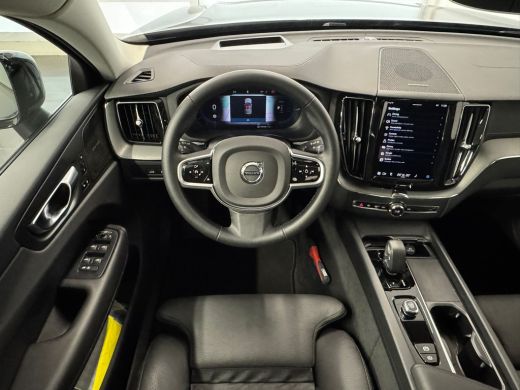 Volvo  XC60 T6 Plug-in hybrid AWD Ultra Dark | Achterbank verwarmd | Achteruitrijcamera | Apple Carplay/Andro... ActivLease financial lease