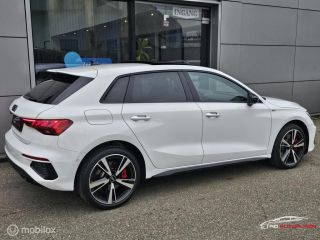 Audi A3 Sportback 45 TFSI e S edition Competition Pano/RS Seats/3x S-line