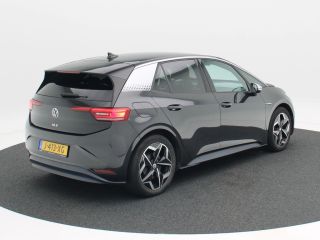 Volkswagen ID.3 First Plus 58 kWh | Adaptive Cruise | Stoelverwarming | CarPlay | Navigatie | Camera | 19 Inch | ...
