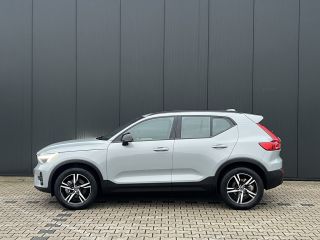 Volvo  XC40 2.0 B4 Plus Dark | Trekhaak | Elektrische stoelen | Stoel en stuurwielverwarming | Adaptieve Crui...