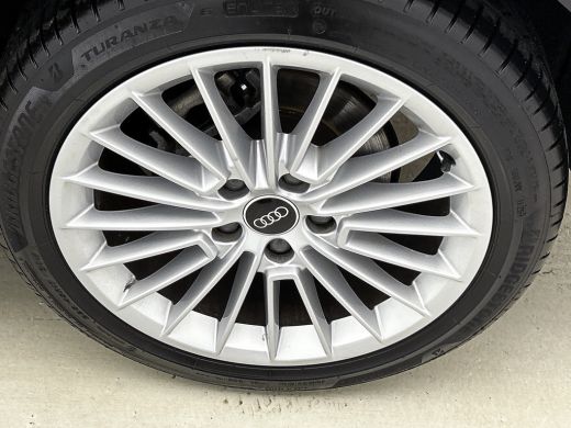 Audi A3 Sportback 30 TFSI Business edition 5Drs. / Virtual cockpit / Airco-ecc./ Navigatie / Pdc / Xenon ... ActivLease financial lease