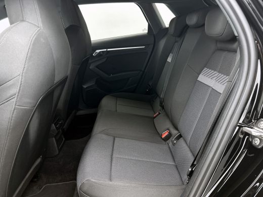 Audi A3 Sportback 30 TFSI Business edition 5Drs. / Virtual cockpit / Airco-ecc./ Navigatie / Pdc / Xenon ... ActivLease financial lease