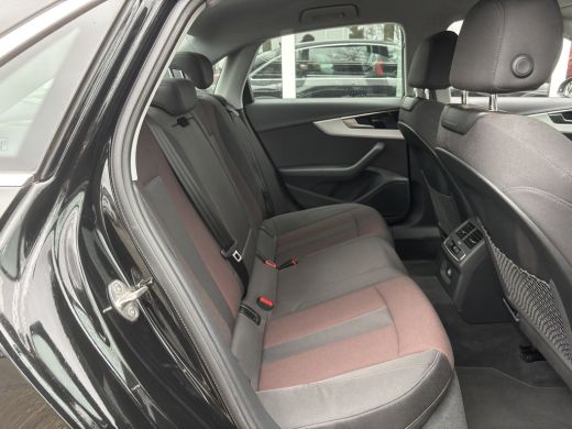 Audi A4 Limousine 35 TFSI Advanced Edition | Vitrual Cockpit | Parkeersensoren | Apple Carplay | Cruise ActivLease financial lease