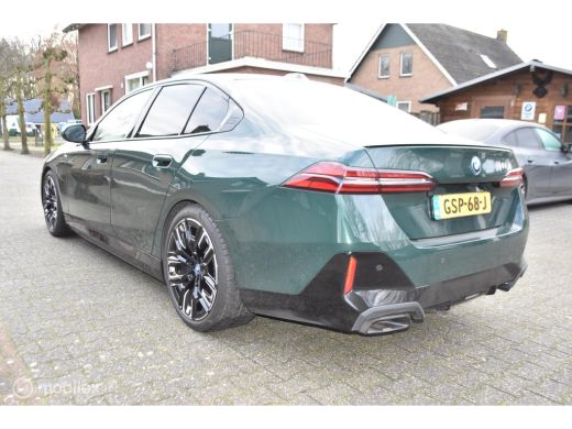 BMW 5 Serie M550e xDrive ActivLease financial lease