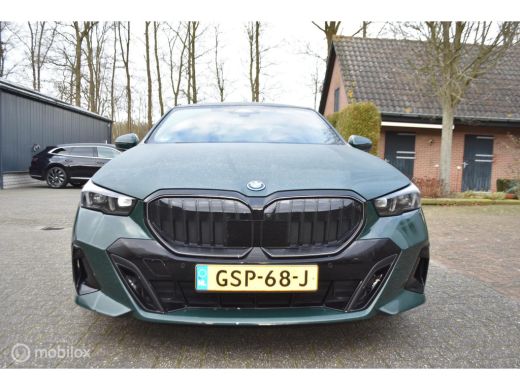 BMW 5 Serie M550e xDrive ActivLease financial lease