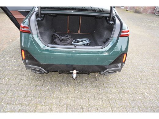 BMW 5 Serie M550e xDrive ActivLease financial lease