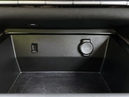 Citroën C5 Aircross 1.5 HDI Automaat Business / Trekhaak / Navigatie / Camera / 1/2 Leder / Radio-multimedia / Airco-... ActivLease financial lease