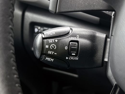 Citroën C5 Aircross 1.5 HDI Automaat Business / Trekhaak / Navigatie / Camera / 1/2 Leder / Radio-multimedia / Airco-... ActivLease financial lease