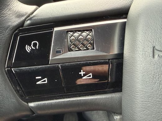 DS DS 3 100pk Opera (Camera - Leder - LED Matrix - Parkeersensoren V+A - Automatische Airco - Apple Carpl... ActivLease financial lease