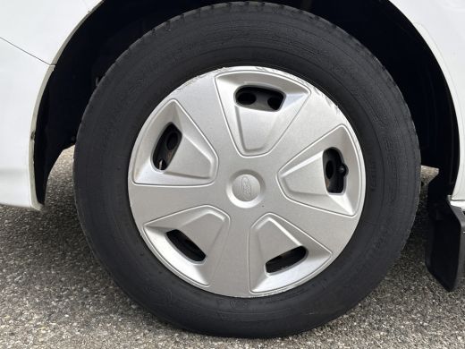 Ford Transit Custom 340 2.0 TDCI Euro6 131PK H2 Trend 3Pers  *ideaal voor Camper* / Navigatie / Pdc./ Airco / Driver ... ActivLease financial lease