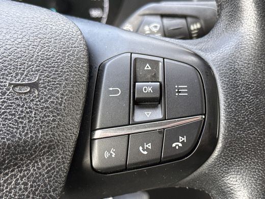 Ford Transit Custom 340 2.0 TDCI Euro6 131PK H2 Trend 3Pers  *ideaal voor Camper* / Navigatie / Pdc./ Airco / Driver ... ActivLease financial lease