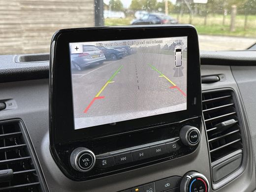 Ford Transit Custom 340 2.0 TDCI Euro6 131PK H2 Trend 3Pers  *ideaal voor Camper* / Navigatie / Pdc./ Airco / Driver ... ActivLease financial lease