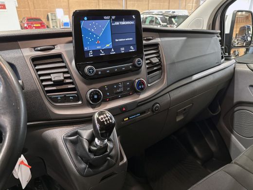 Ford Transit Custom 340 2.0 TDCI Euro6 131PK H2 Trend 3Pers. *ideaal voor Camper*/ Navigatie / Pdc./ Airco / Safety&C... ActivLease financial lease