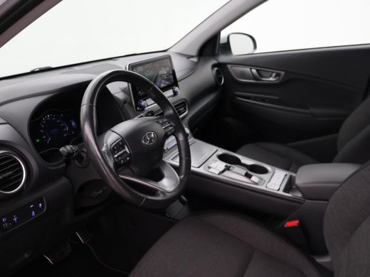 Hyundai Kona 64 kWh 204 PK AUT. + CAMERA | APPLE CARPLAY | STUURVERW. | STOELVERW. | LED | BTW AUTO ActivLease financial lease