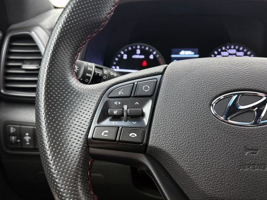 Hyundai Tucson 1.6 CRDi 136PK mild-hybride N-Line / Trekhaak / Navigatie / Camera / 1/2Leder / Airco-ecc./ Stoel... ActivLease financial lease