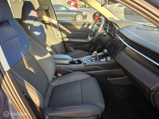 Lynk & Co 01 - 1.5 261pk PHEV 7DCTH | Orig.NL | PanoramaDak | 360Camera | 2022 ActivLease financial lease