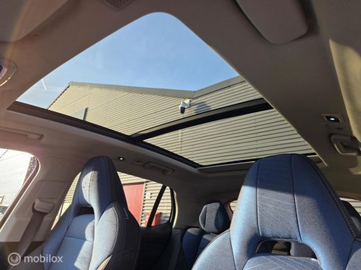 Lynk & Co 01 - 1.5 261pk PHEV 7DCTH | Orig.NL | PanoramaDak | 360Camera | 2022 ActivLease financial lease