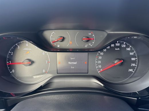 Opel Corsa 1.2 100PK Edition AUTOMAAT | APPLE CARPLAY/ANDROID AUTO| PARKEERSENSOREN| CRUISE CONTROL| AIRCO| ActivLease financial lease