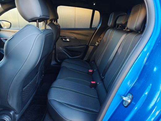 Peugeot 208 Hybrid 100 e-DCS6 GT | Achteruitrijcamera | Apple Carplay/Android Auto|telefoonintegratie premium... ActivLease financial lease