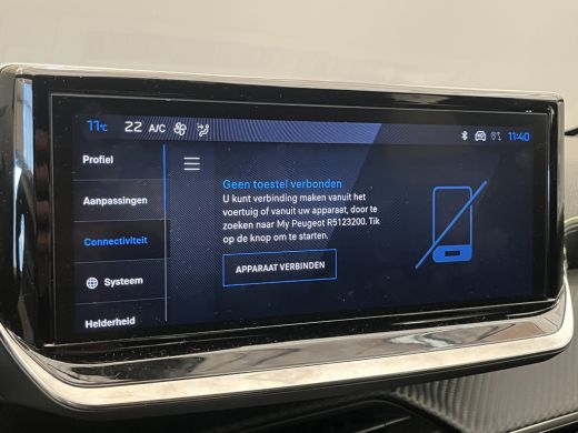 Peugeot 208 Hybrid 100 e-DCS6 GT ADAPTIEF CRUISE / CAMERA / LEDER/STOF / CARPLAY / LED / 17'' LMV / BLUETOOTH... ActivLease financial lease