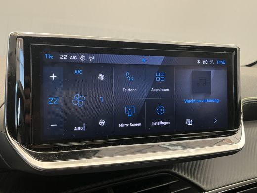 Peugeot 208 Hybrid 100 e-DCS6 GT ADAPTIEF CRUISE / CAMERA / LEDER/STOF / CARPLAY / LED / 17'' LMV / BLUETOOTH... ActivLease financial lease