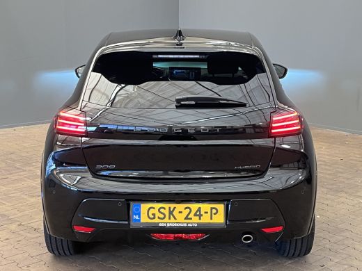 Peugeot 208 Hybrid 100 e-DCS6 GT ADAPTIEF CRUISE / CAMERA / LEDER/STOF / CARPLAY / LED / 17'' LMV / BLUETOOTH... ActivLease financial lease