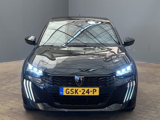 Peugeot 208 Hybrid 100 e-DCS6 GT ADAPTIEF CRUISE / CAMERA / LEDER/STOF / CARPLAY / LED / 17'' LMV / BLUETOOTH... ActivLease financial lease