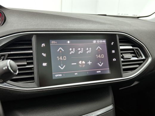 Peugeot 308 1.5 HDi 131PK 5Drs. Executive / Panoramadak / Distributie vv. 122Dkm. / Cruise-ctr. / Navigatie /... ActivLease financial lease