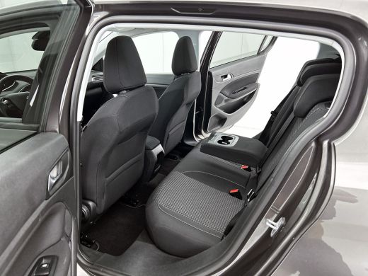 Peugeot 308 1.5 HDi 131PK 5Drs. Executive / Panoramadak / Distributie vv. 122Dkm. / Cruise-ctr. / Navigatie /... ActivLease financial lease