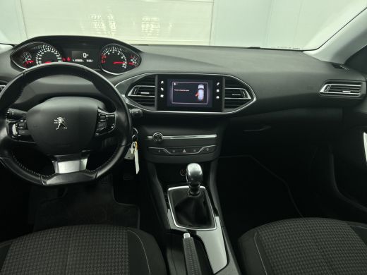 Peugeot 308 SW 1.2 111PK PureTech Active * Distributie vv bij 85Dkm.* / Trekhaak / Navigatie / Airco-ecc./ Pd... ActivLease financial lease