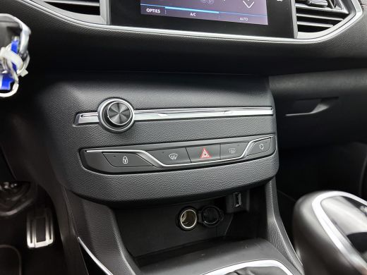 Peugeot 308 SW 1.5 HDi 131PK GT-Line / Drivers Sport Pack / Trekhaak / 1/2 Leder / Panoramadak / Pdc.V+A / Xe... ActivLease financial lease