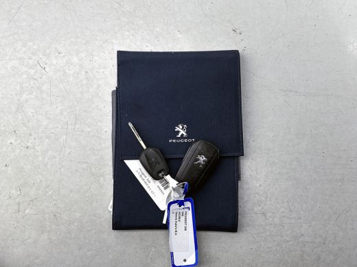 Peugeot 308 SW 1.5 HDi 131PK GT-Line / Drivers Sport Pack / Trekhaak / 1/2 Leder / Panoramadak / Pdc.V+A / Xe... ActivLease financial lease