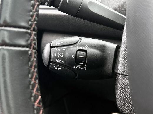 Peugeot 308 SW 1.5 HDi 131PK GT-Line / Drivers Sport Pack / Trekhaak / 1/2 Leder / Panoramadak / Pdc.V+A / Xe... ActivLease financial lease