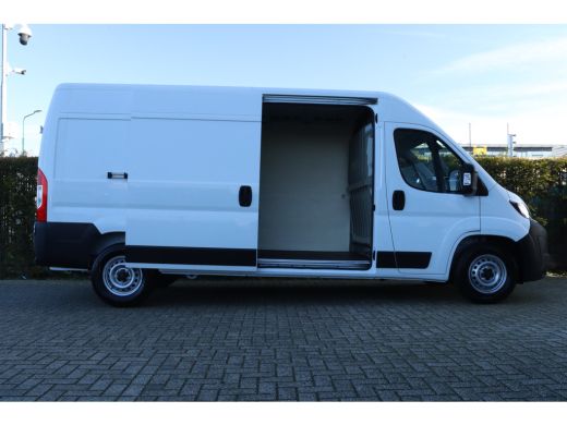 Peugeot Boxer 335 L3H2 BlueHDi 140 | Cruise Control | Camera | Navi | Carplay | Climate | LED | PDC | ActivLease financial lease