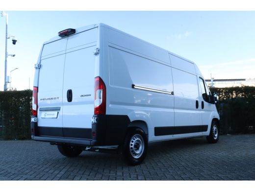 Peugeot Boxer 335 L3H2 BlueHDi 140 | Cruise Control | Camera | Navi | Carplay | Climate | LED | PDC | ActivLease financial lease