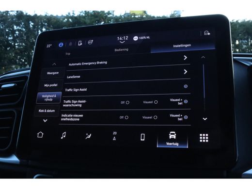 Peugeot Boxer 335 L3H2 BlueHDi 140 | Cruise Control | Camera | Navi | Carplay | Climate | LED | PDC | ActivLease financial lease
