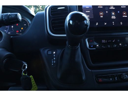 Peugeot Boxer 335 L3H2 BlueHDi 140 | Cruise Control | Camera | Navi | Carplay | Climate | LED | PDC | ActivLease financial lease