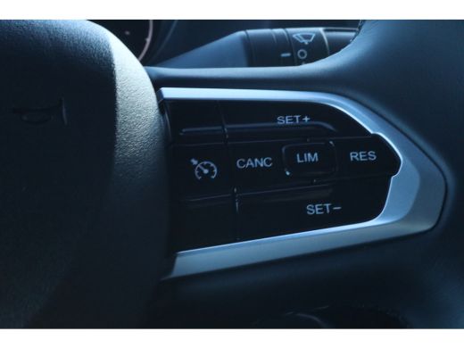 Peugeot Boxer 335 L3H2 BlueHDi 140 | Cruise Control | Camera | Navi | Carplay | Climate | LED | PDC | ActivLease financial lease