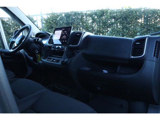 Peugeot Boxer 335 L3H2 BlueHDi 140 | Cruise Control | Camera | Navi | Carplay | Climate | LED | PDC | ActivLease financial lease
