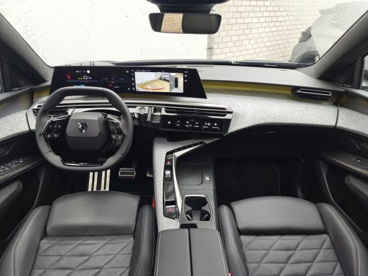 Peugeot e-3008 Launch Edition 325 Dual Motor 73 kWh Black Edition | 11 kW lader | Achterbank in delen neerklapba... ActivLease financial lease